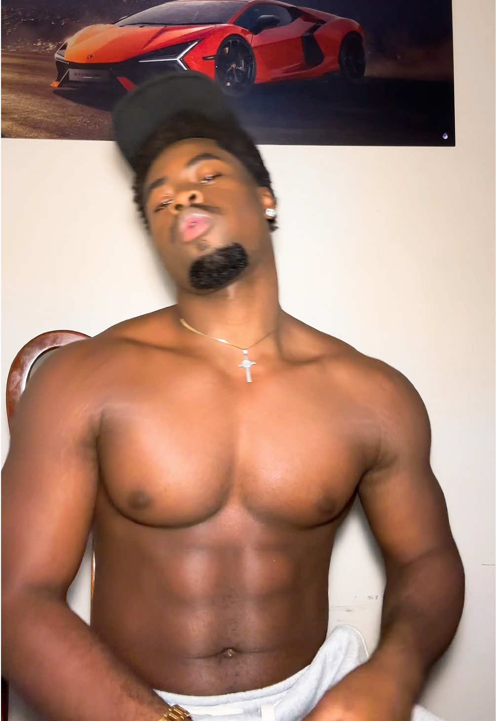 Right on beat too 😂