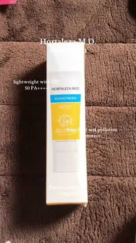 I truly recommended this sunscreen as the best product from @hbc Mall very lightweight with SPF 50 PA++++ #tiktokshop #creatorsearchinsight #musthave #sunscreen 