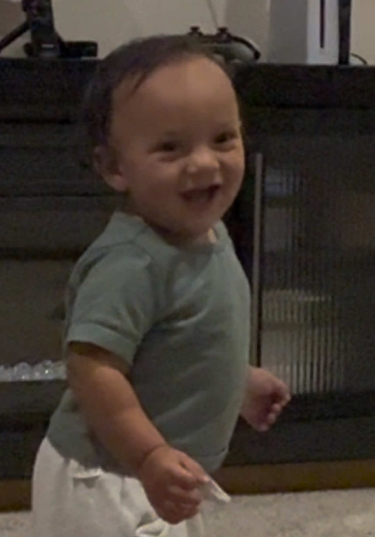 He really be trying me I’m telling yall 😭 @Zaza #larobenz #zaza #babies #funny 