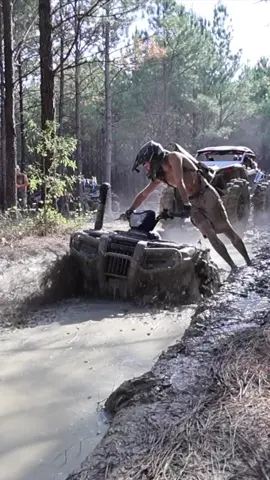 Beginning was a lil thick #atv #mudding #hondarubicon 