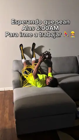 Ya quiero que amanezca 🥵👷🏽.                      #trabajo #construction #framing #humor 