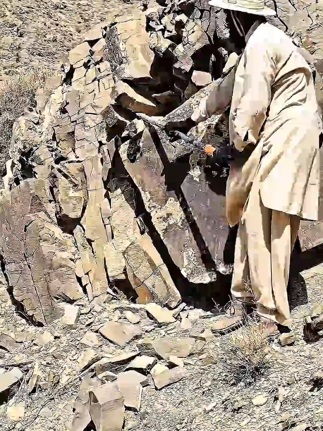Real Stone Mining in Mountain 🏔️ #stonemining #mininglife #viral #trending