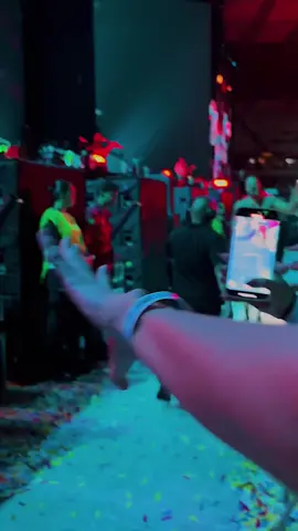 O dia em que Dan Reynolds quase me matou. #imaginedragons #loomtour #belohorizonte 