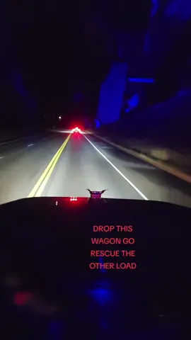 #maine #trucker #hamma #fyp #THEBIGREDEXPERIENCE DRIVER HELPING DRIVER CMON CMON HAMMA 