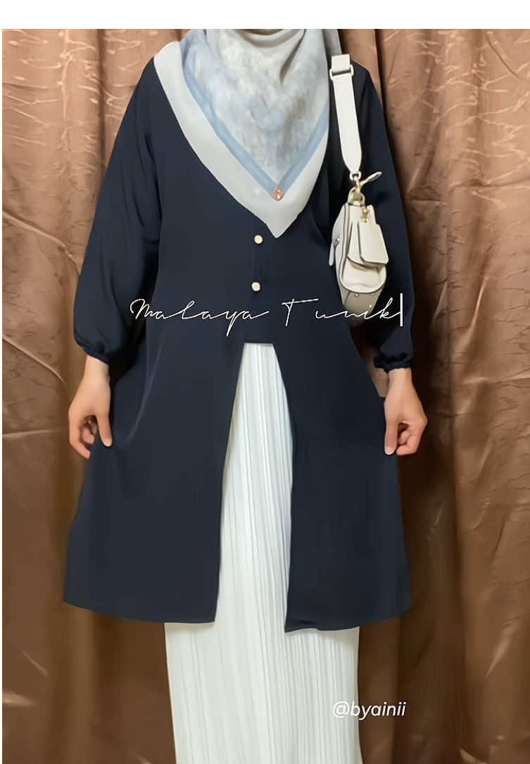 Malaya long tunik looknya simpe tapi tetap elegant cocok dipake kondangan maupun daily✨ #longtunik #tunik #outfitkondangan #outfitideas #fyp 