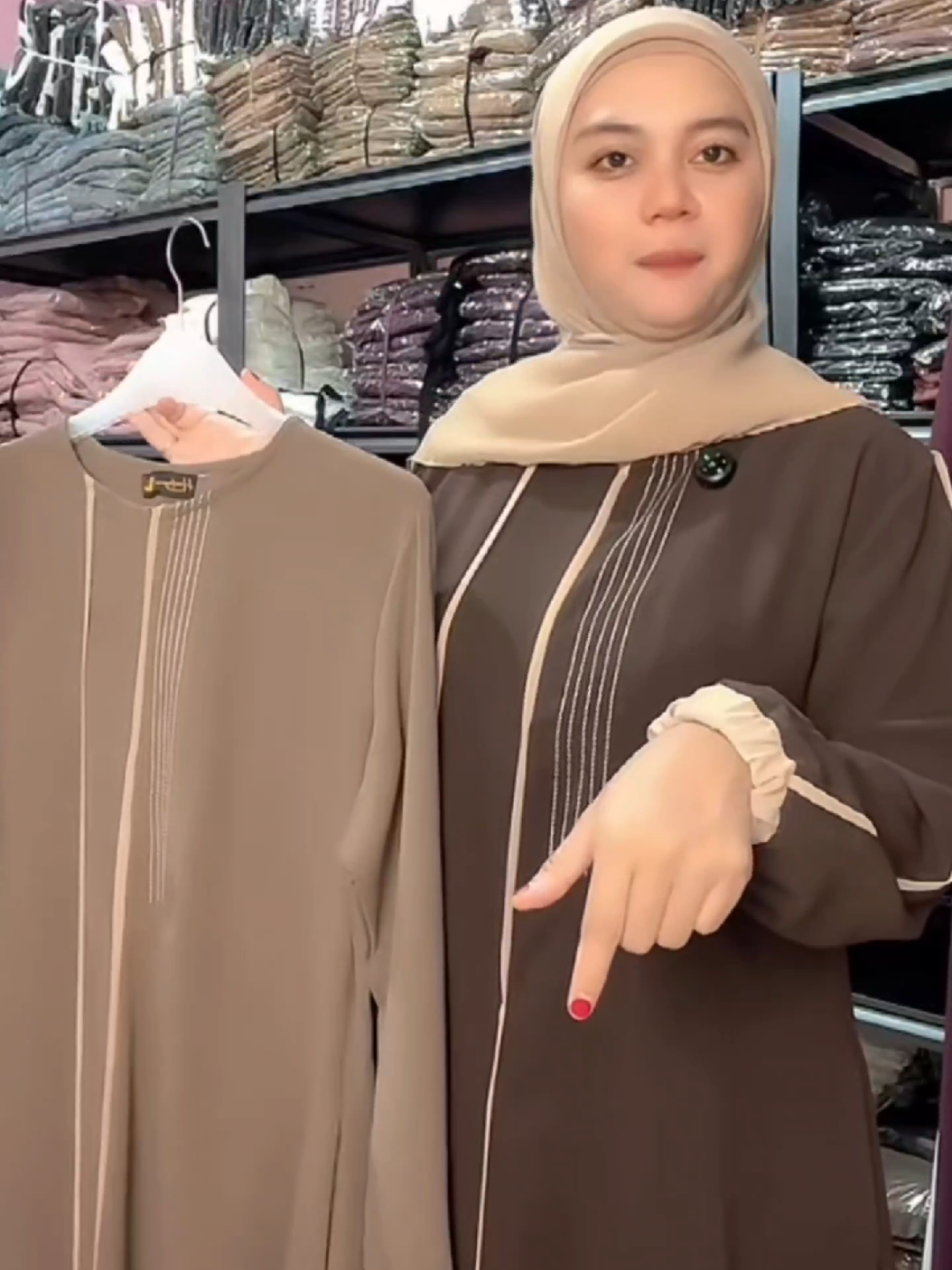 Ellena Dress Gamis Kekinian Sabrina Anti UV Muslim Wanita Mewah Bahan Busui Friendly & Wudhu Friendly Lebaran #gamis #gamismurah #gamiskekinian #gamislebaran #gamiscantik 