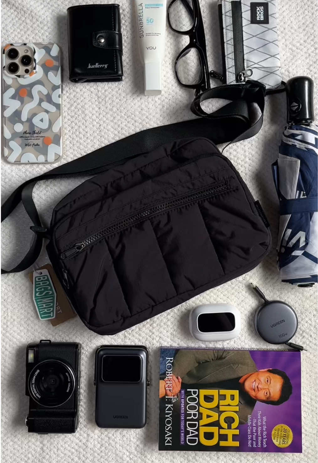 sobrnag ganda talaga ng slibg bag na to🥵✨  #slingbag #bagsmart #crossbodybag #bag 