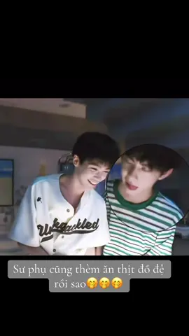 Đồ đên của người đó sư phụ ơi,,, Sư mẫu có sư tôn rồi mà thèm ăn thịt đồ đệ của mình sao🤭🤭🤭#ziyu #梓渝 #tianxuning #Love #fyp @TikTok @ziyu0706 