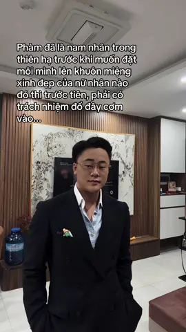 Khi muốn đặt môi mình lên khuôn miệng xinh đẹp của nữ nhân…