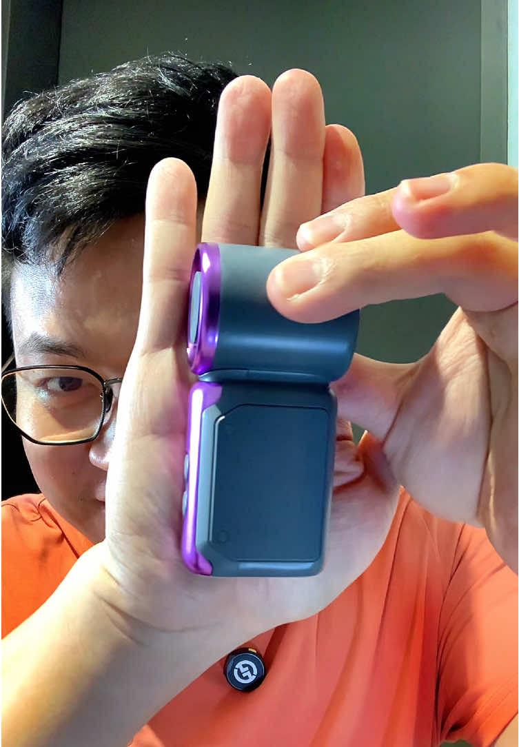 Ouku mini fan. Portable design. Have strong wind. #minifan #minifanportable #portablefan #kipasmini #kipasportable 