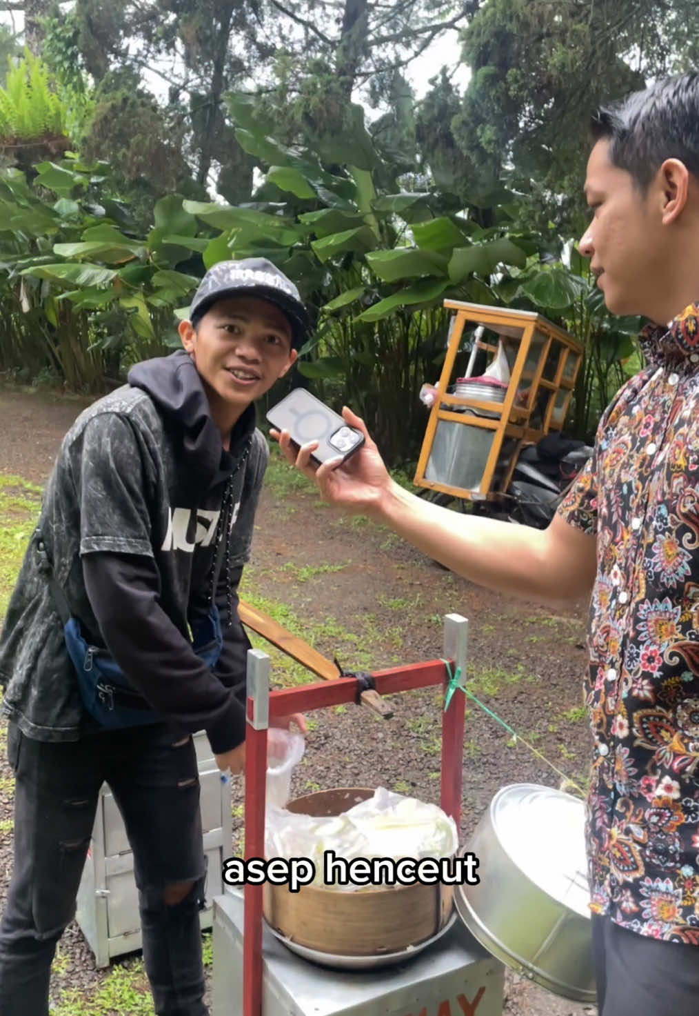 satu nama lucu orang sunda? #femaaf #sundanesehybrid @Bikintopi.id 