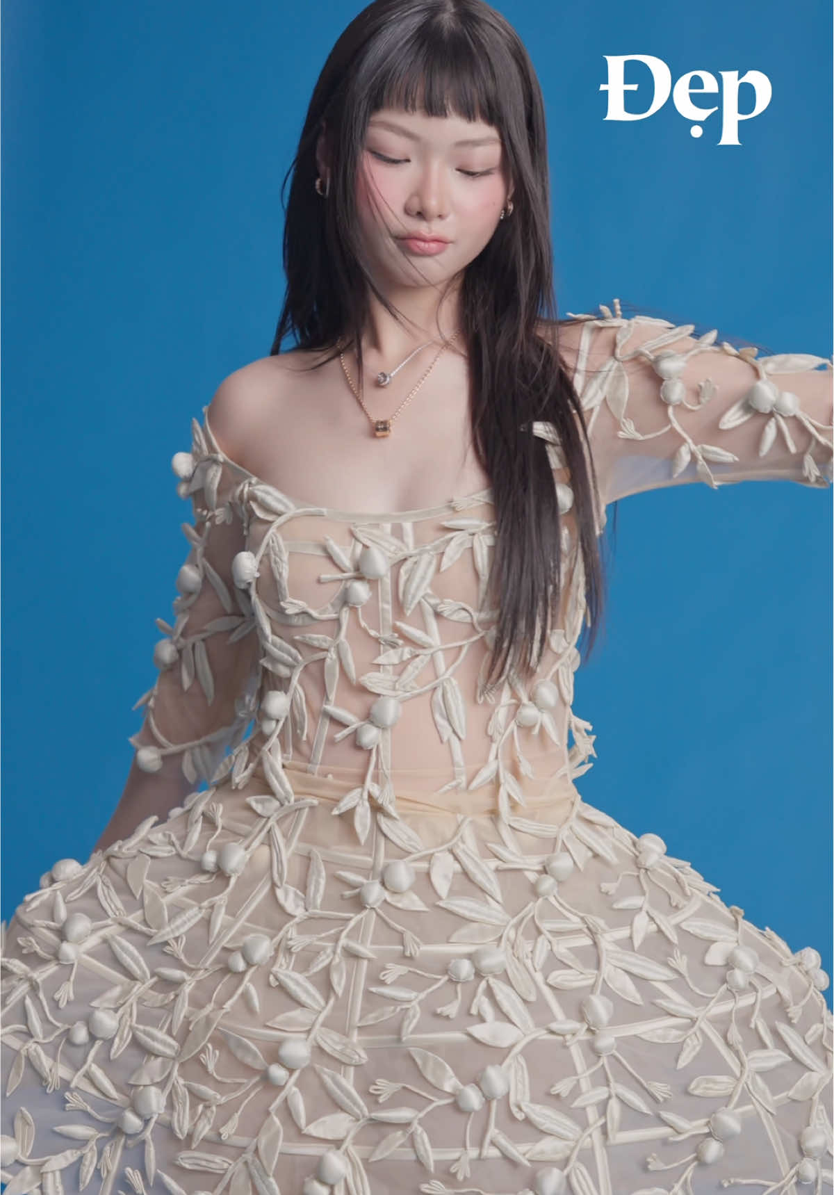 Một ngày bình thường của cô nàng Ánh Sáng AZA sẽ có gì thú vị? #tapchidep #depmagazine #Chopard #FacesofLight #IceCube 