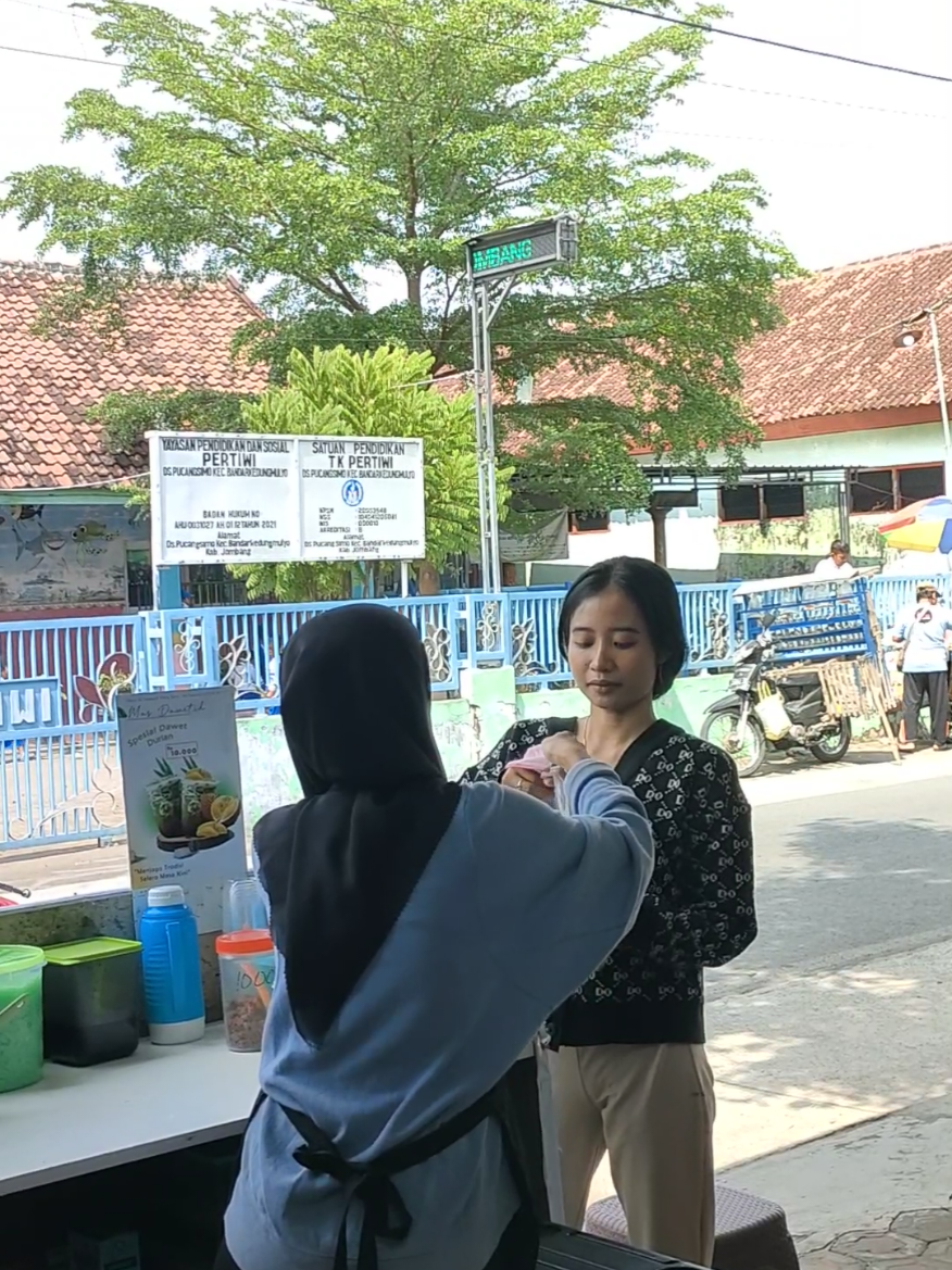 makasih kak 🙏🙏 #esdawet #esdurian #fyppppppppppppppppppppppp #dawetjombang #jombangkuliner 