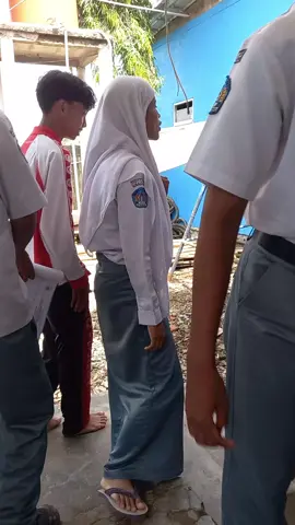 tarian menyambut MBG#jajanan #kantinsacila #sacila #fyppppppppppppppppppppppp 