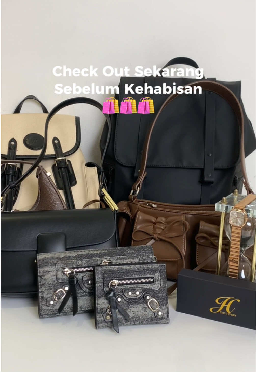 Gajian waktunya checkout tas idaman kamu🤭 checkout di kerkun! #WIBGAJIAN #PromoGuncang1111 #jimshoney #GajianSale 
