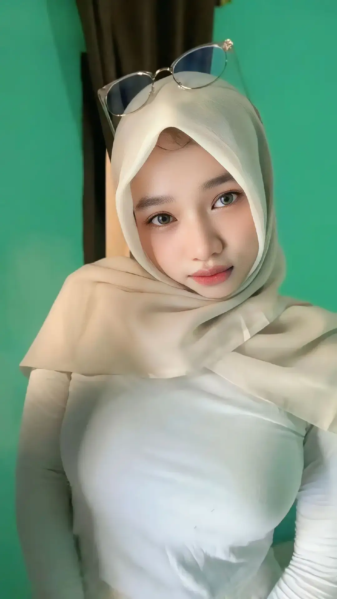 Vidionya disini @Raniaa_crt 😍 #fyp #akuhera #hijab #pulen #fypage 