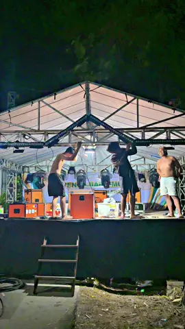 Jam” Rawan masang 😂 #lighting #event #beam #sholawat #hajatan 