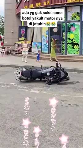 Botol yakult ada yg ngerjain