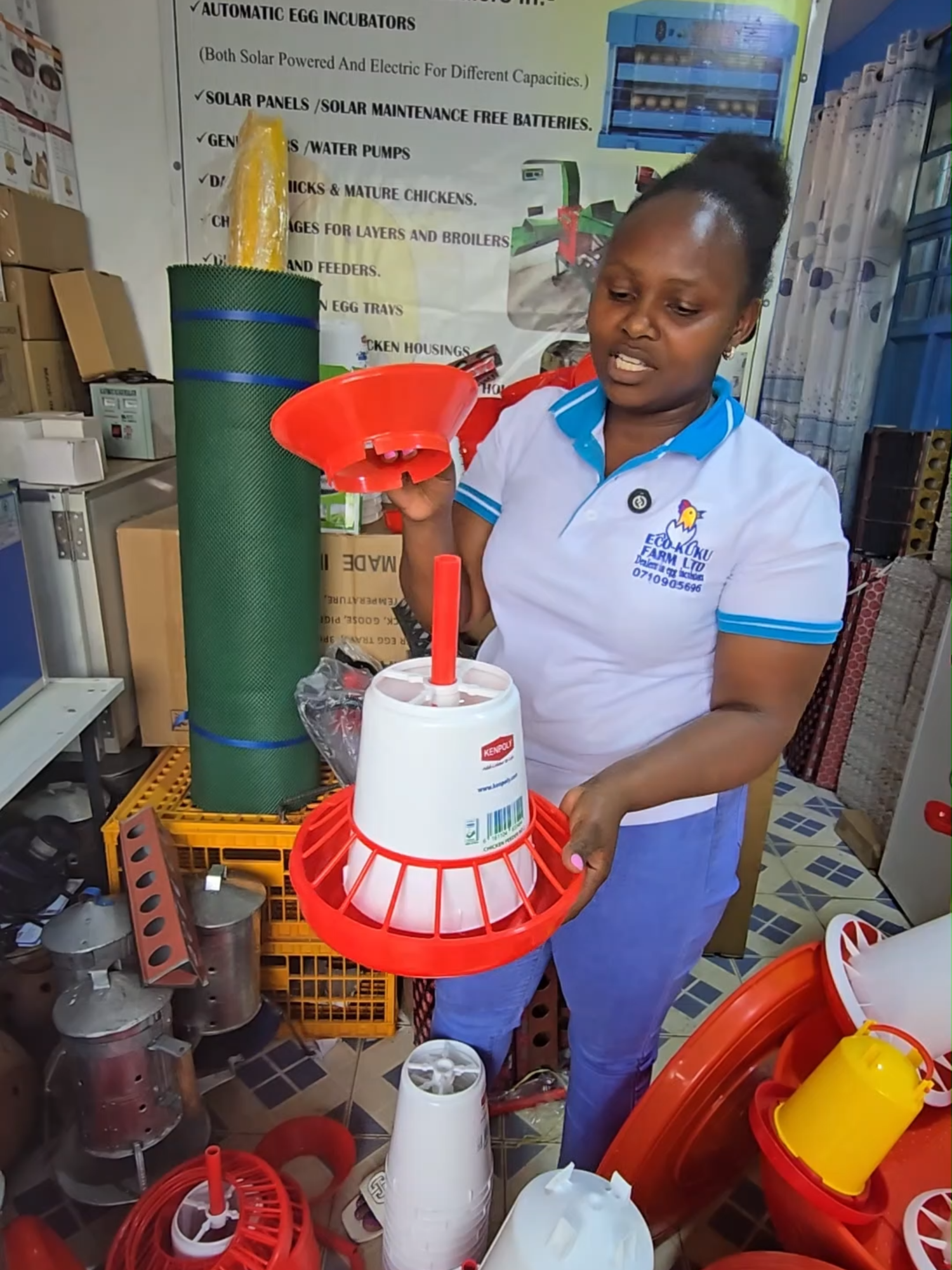 Learn how to put together a Kenpoly Feeder for your poultry. Eco Kuku Farm Ltd also stocks all types of feeders & drinkers as shown in this video. if interested, you can make an order by calling 0710 905 696 or visit us in Naiorbi, Kariobangi next to Kaimaiko Stage (direction video in the second pinned post) #feeders #drinkers #poultry #poultryfarming #foryou #kenya #chickenfarming