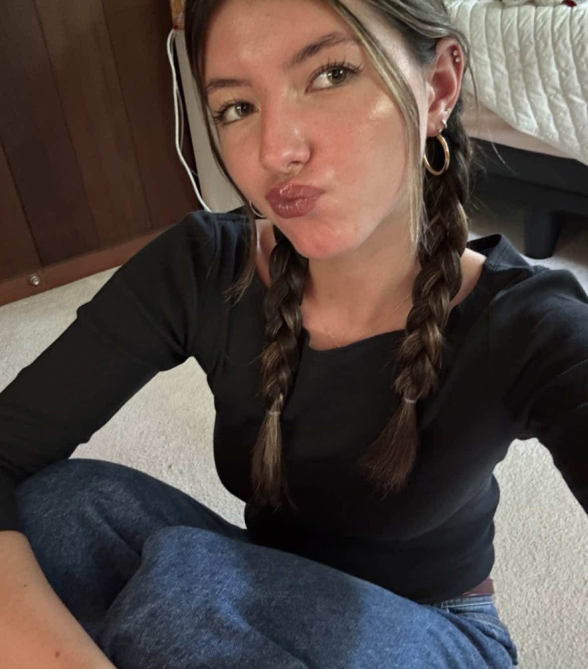 gloomy day study & work ootd🎧☕️ #fyp #OOTD #ilovefallfashion 