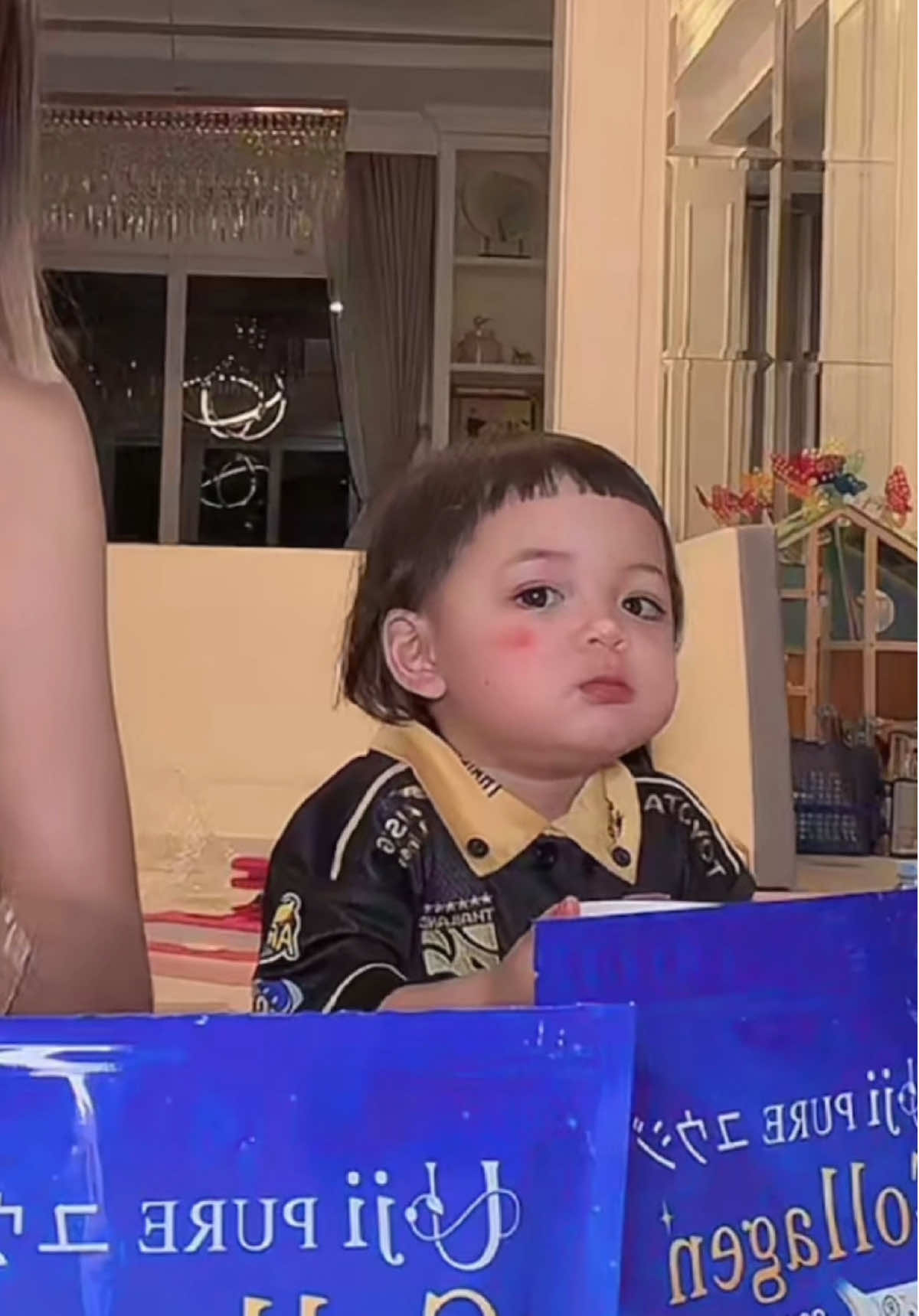 ชีเชิ่ด ชีโนสนโนแคร์ ปี้ๆยอมแล้วจ้าโมเน่😹 #โมเน่ #แฝดโซลโมเน่ #ujipurecollagen