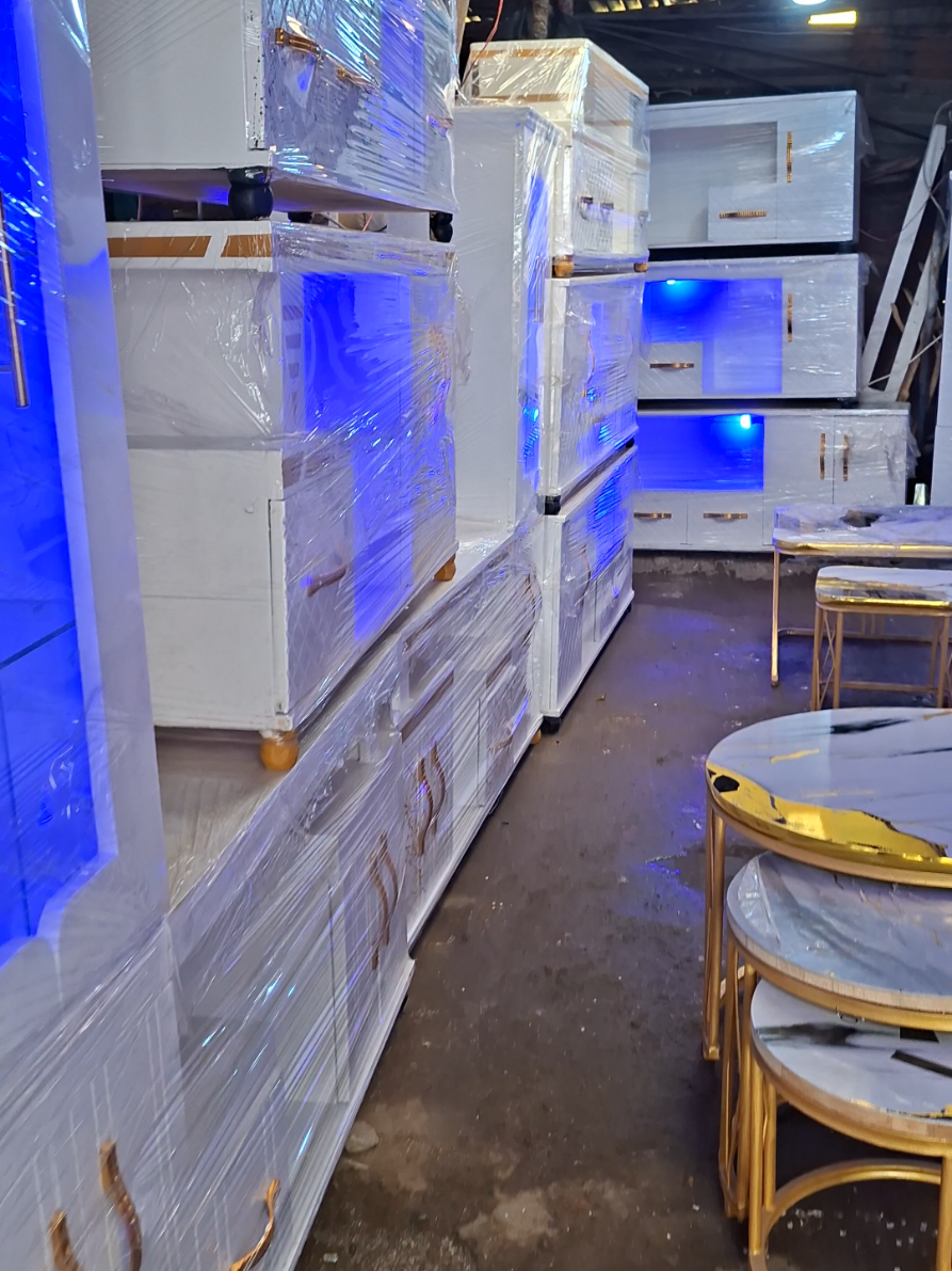 Because your TV should sit on something beautiful. location :huruma flats along juja rd  call/watsupp 0711784749 #mogakafurniture# #qualitystands #affordable #tiktokkenya #fyp 