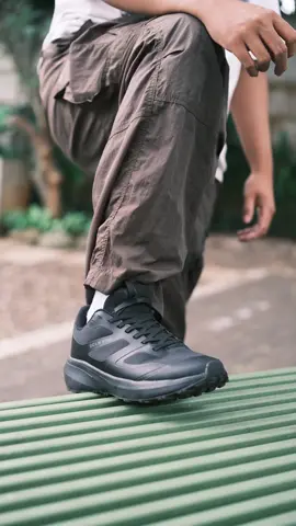 Its Sneakers Season! Time for you to upgrade your collection to Tundra X from Wander Series! #joindeclan #declanstudios #localbrand #wanderseries #sepatulokal 