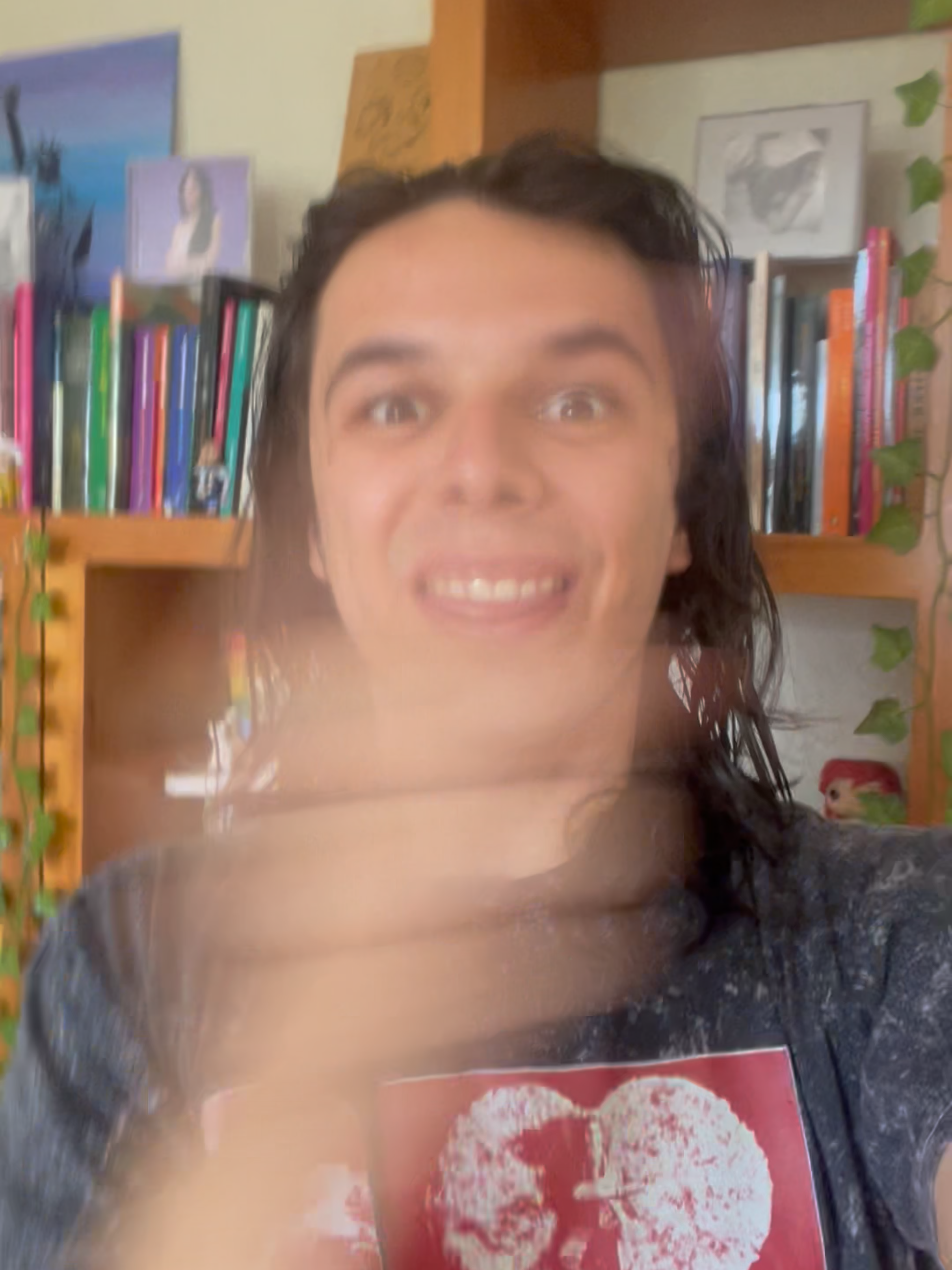 arrastrada literaria.... but make it spooky!!! así es, hoy te roasteo según tu libro de terror favorito, besitos halloweenescos #libros #libroslibroslibros #literatura #lectores #lectura #booktok #booktokespañol #terror #miedo #gore #literaturaterror #librosdeterror #librosdemiedo