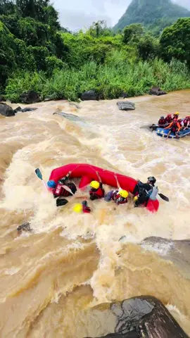 🧿කිතුල්ගල මේ දවස් වල සුපිරියක්..🫠 හැමෝම Save ඉල්ලන ඒවා..🤍🤙 කිතුල්ගල රාෆ්ටින්ග් හොදම ටිකක්🥵 0703302506☎️#kithulgala_srilanka🇱🇰 #viralvideo #adventure #watersport #biscoitocut @𝙶𝙰𝚈𝙰𝚂𝙷𝙰𝙽 🤟 @Upul Shantha @Ayesh Randika @Rafting sandun 🚣.🇱🇰 @🌪⚡️ NaisaGaming ⚡️🌪 @Sumudu Roxx 