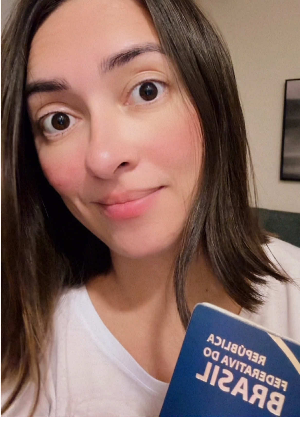 Qual outro País controla a saída dos seus cidadãos? 👀 #passaporte #noticias 