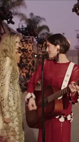 #gracieabrams #caradelevingne #TikTokFashion #vogueworld 