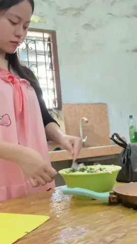 Lagi mood masak 😀 btw, yukk samaan pake baju gemessss #fyp #fyppppppppppppppppppppppp #OOTD #masakansimple 