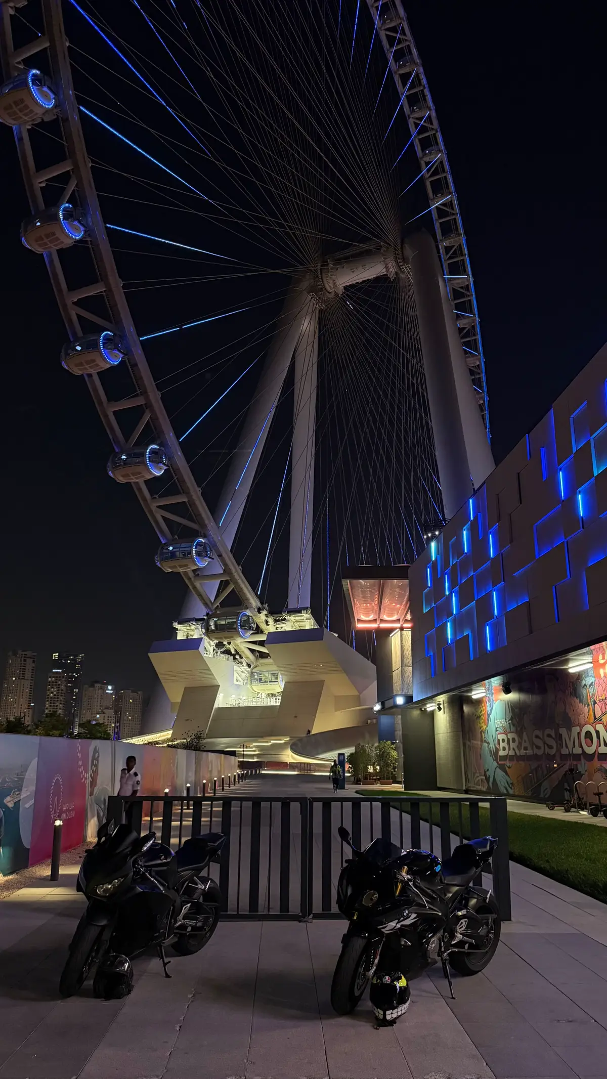 #اكسبلور #الشعب_الصيني_ماله_حل😂😂 #dubai #ترندات_تيك_توك #cbr1000rr 