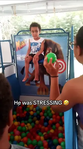 Didn’t expect that at the end 😭 #fail #ball #kid #funny (via contiariadne/IG)