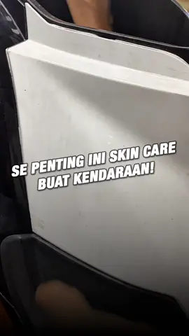 Kasih skin care buat body motor kamu pake Produk satu ini aja! Dijamin glowing maksimal😍 #yourchapterone #heavycutcompound #perawatankendaraan #bersihmenggoda 
