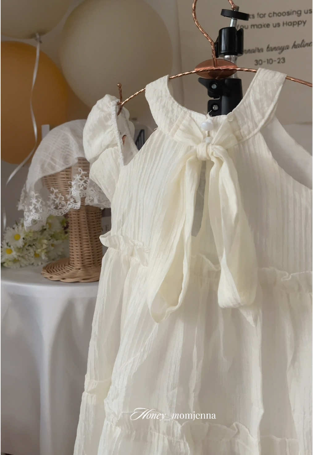 Dress putih anak elegan, gaun ulang tahun, gaun pesta 😍 #fyp #ootdanakperempuan #dressputihanak #dressanak 