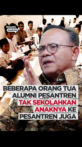 Prof Komaruddin Hidayat menyoroti fenomena banyaknya orang tua alumni UIN dan pesantren justru tak lagi menyekolahkan anaknya ke lembaga yang sama. Pendidikan Islam kehilangan daya tariknya ketika tak lagi dipercaya mampu menyiapkan generasi yang unggul secara intelektual terutama sains. Bagi para orang tua, agama tetap penting sebagai fondasi akhlak dan karakter. Namun untuk pendidikan tinggi, mereka lebih memilih universitas umum yang dianggap lebih menjanjikan masa depan. #ruangdialektika #pendidikan #pesantren 