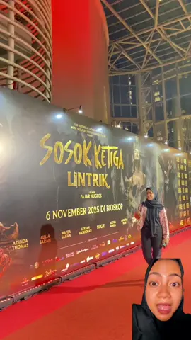 Rekomen film  Wajib nonton😱 #SosokKetigaLintrik #FilmSosokKetigaLintrik #LeoPictures #Tiktoktainment #filmhororindonesia 