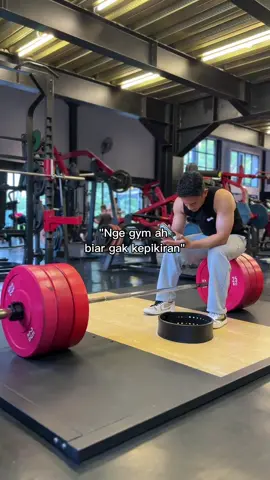 Kalo ada yg chat atau tlp kalian pake foto dan video saya,itu bukan saya!langsung blok aja.karna saya tdk pernah chat atau tlp2 orang! #fyp #fypシ゚ #gymmotivation #GymLife 