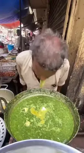 the best palak paneer in India #fyp #indian #streetfood #deodorant #sora2 