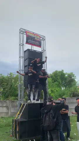 Bntr lagi naek tarup😭#fypシ゚ #remixlampung 