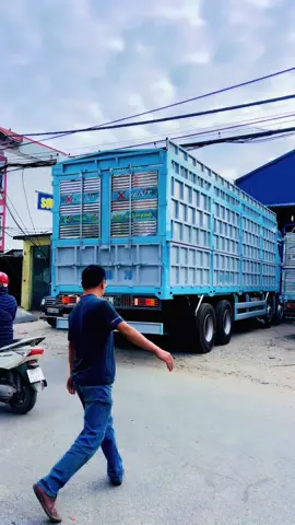 Mầu xanh cho huyền bí giao xe chúc anh hồng phát