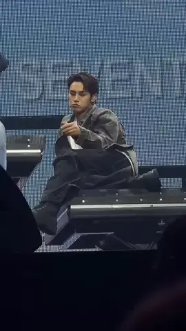 gw kira ni orang tumben banget kalem ternyata diem
