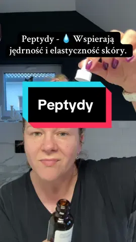 Peptydy z @The Ordinary to składnik, po który naprawdę warto sięgnąć 💧 Wspierają produkcję kolagenu, ujędrniają i wygładzają skórę, sprawiając, że wygląda młodziej i bardziej napięta. To prosty krok w pielęgnacji, który robi ogromną różnicę – szczególnie w dojrzałej cerze 💛 #theordinary #peptydy #skincare40plus #pielęgnacjatwarzy #antiaging