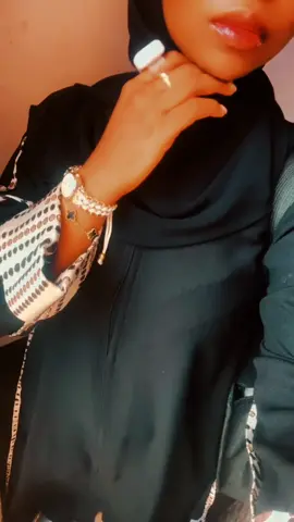 🧕🏼📿I love being a hijabi🥰#dhuha #istikharah #hijabis #muftiismailmenk #hijabistyle 