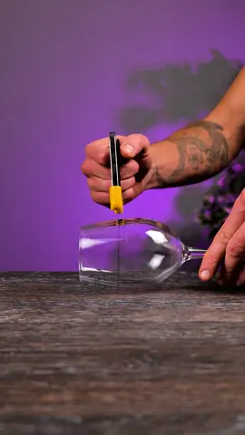 Tick tack, criando ampulheta incrível usando resina epoxy e minhas próprias mão!   #paravoce #epoxy #resin #decor #creative 