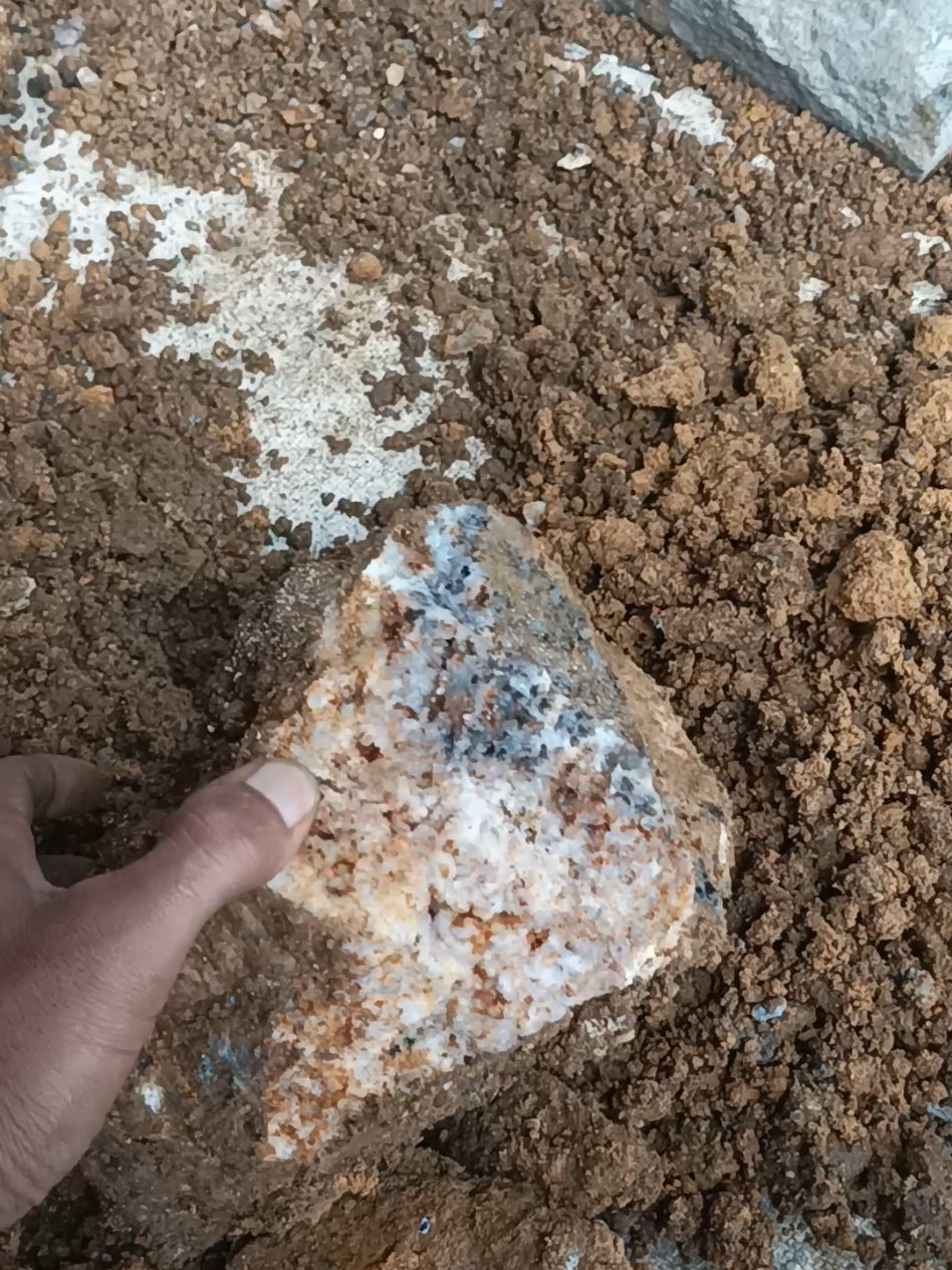 Cobalah atuh aya meureun saratus duaratus mah 