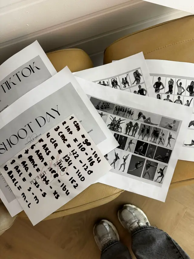 Behind the scenes ❤️‍🔥📸✨ #sparkleanddream #photoshoot #gymnastics #gymnast #turnen #leotard #turnpakje #sparkle #fyp 