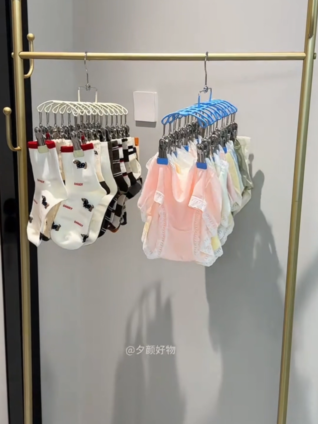 20 Móc Vòm Kẹp Quần Áo Tiện Lợi #dodungtienich #mocphoiquanao #tiktokmademebuyit 