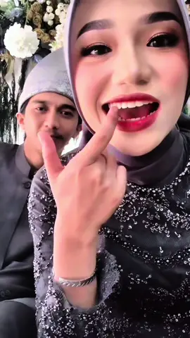 Jare bapak kon sabar sek.😭🤣🤣